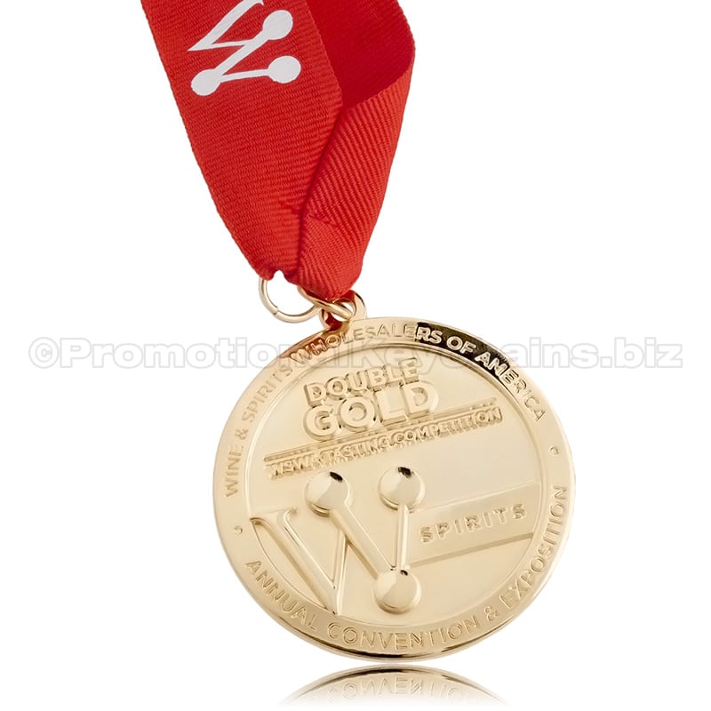 Custom medal with polished gold finish